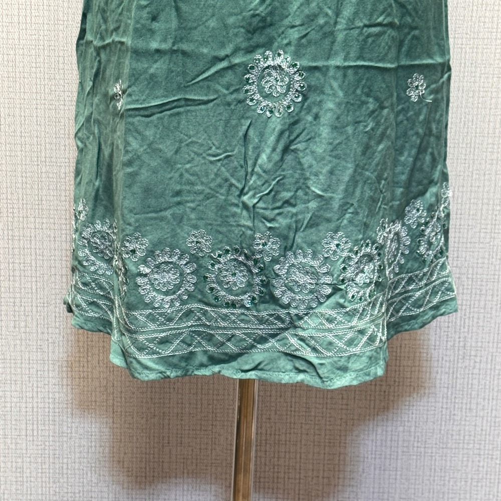 Raya Sun Embroidered Shift Dress Womens M Green Boho Beaded Cottagecore Festival - Picture 2 of 7